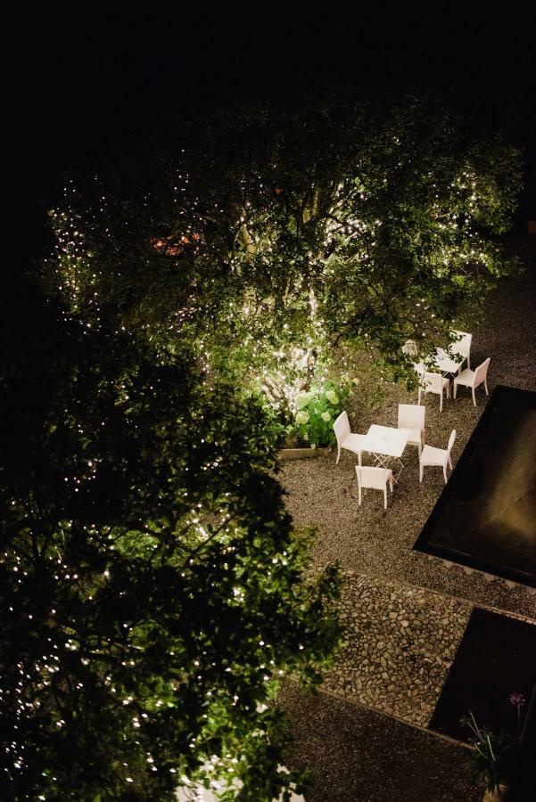Regina Teodolinda Suites Laglio Exteriér fotografie